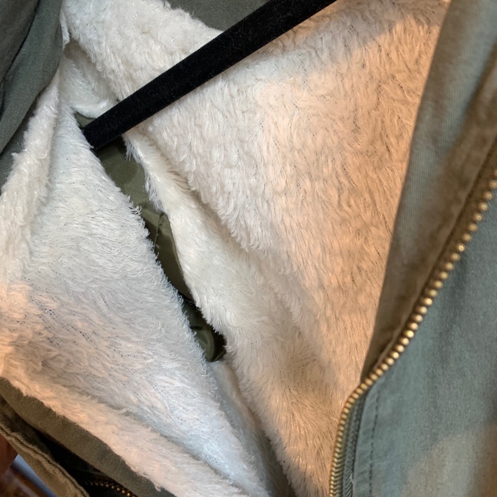 Yoki Outerwear Collection | Olive Utility Spring Jacket - Picture 4 of 6